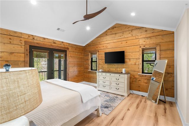 1111 Little River View Drive, Seneca, SC 29672