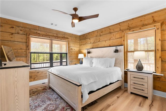 1111 Little River View Drive, Seneca, SC 29672