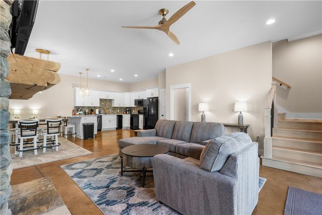 1111 Little River View Drive, Seneca, SC 29672
