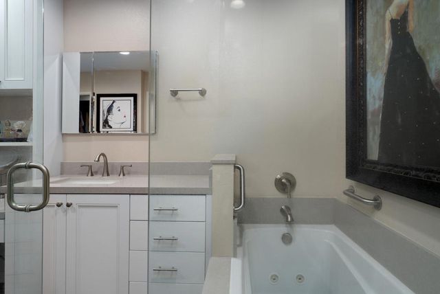 6 Sunrise Drive, Rancho Mirage, CA 92270