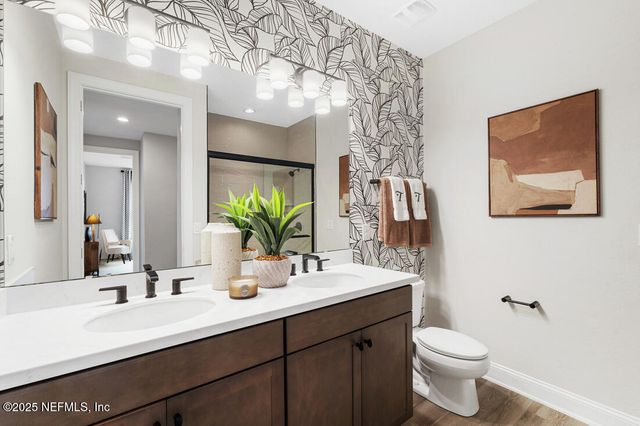 10 HUXLEY Avenue, Palm Coast, FL 32164