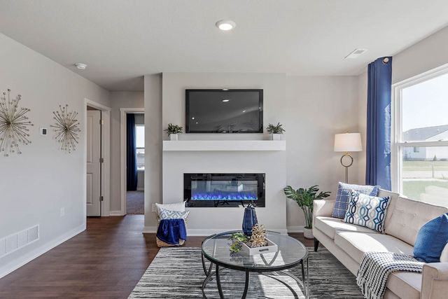 2846 Mary Drive, Hiawatha, IA 52233