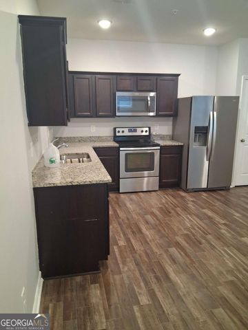 1990 E Millstream Hollow, Conyers, GA 30012