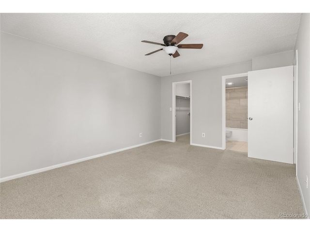 3083 S Ursula Cir 201, Aurora, CO 80014