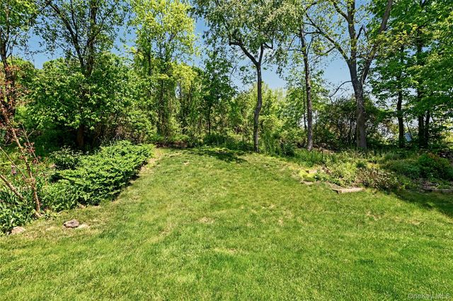 1205 Greystone Lane, Brewster, NY 10509