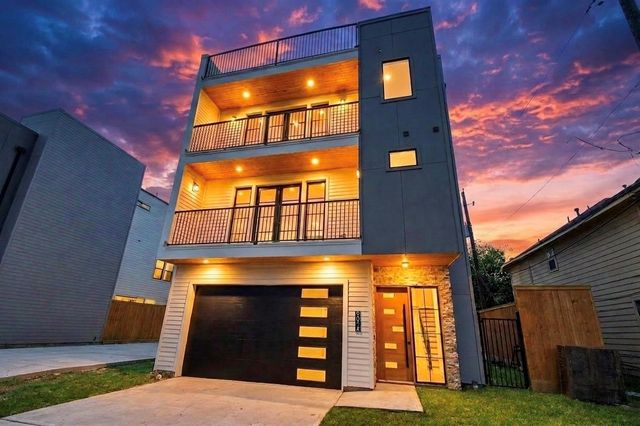 9014 Ferdinand Street, Houston, TX 77051