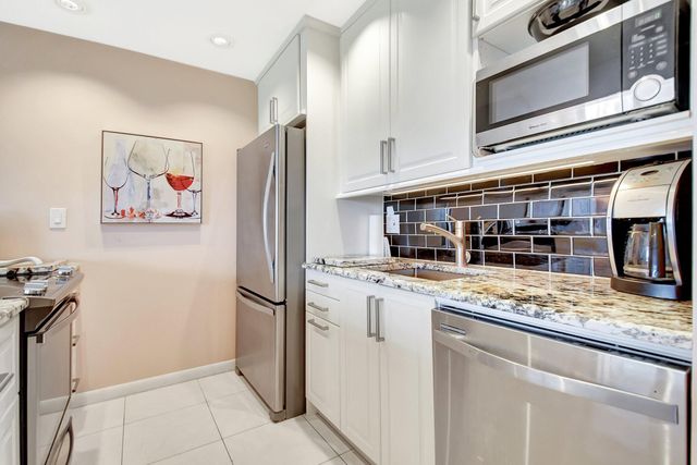 755 Dotterel Road 1512, Delray Beach, FL 33444
