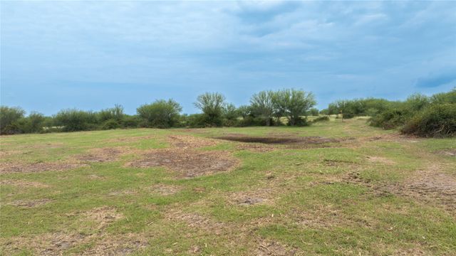 Lot 14 Concrete Edgar Rd RD, Cuero, TX 77954
