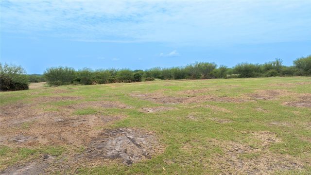 Lot 14 Concrete Edgar Rd RD, Cuero, TX 77954