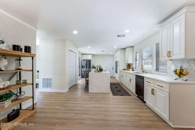 2286 LAUREL GROVE Lane W, Orange Park, FL 32073