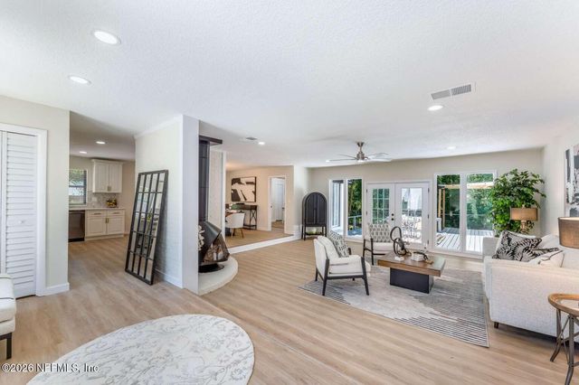2286 LAUREL GROVE Lane W, Orange Park, FL 32073