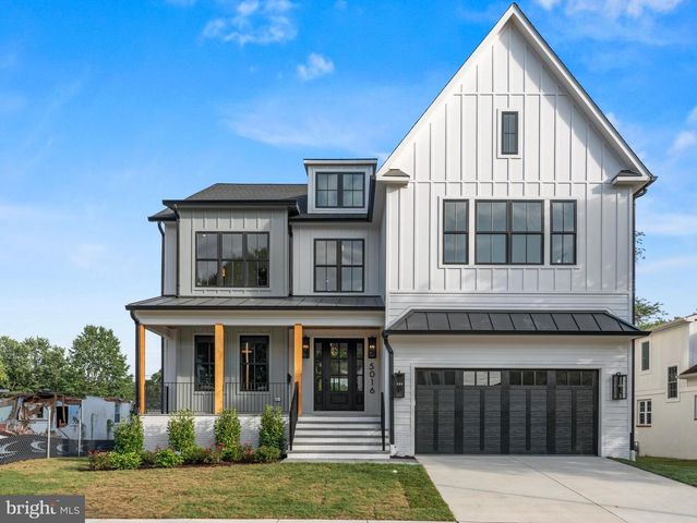 906 HILLCREST DR SW, Vienna, VA 22180