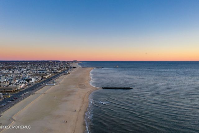 403 14th Avenue B, Belmar, NJ 07719