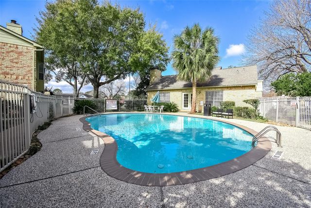 1515 Sandy Springs Road 1006, Houston, TX 77042