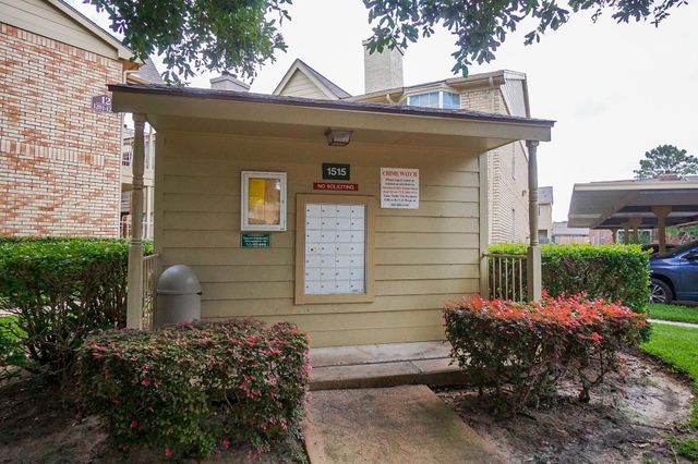 1515 Sandy Springs Road 1006, Houston, TX 77042