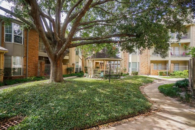 1515 Sandy Springs Road 1006, Houston, TX 77042