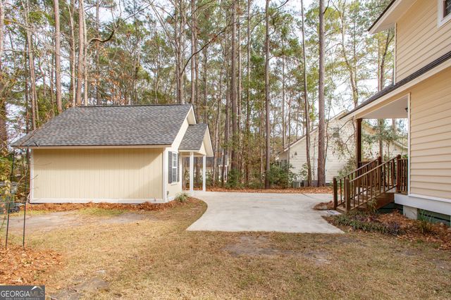 125 Brisbon Hall Drive, Richmond Hill, GA 31324