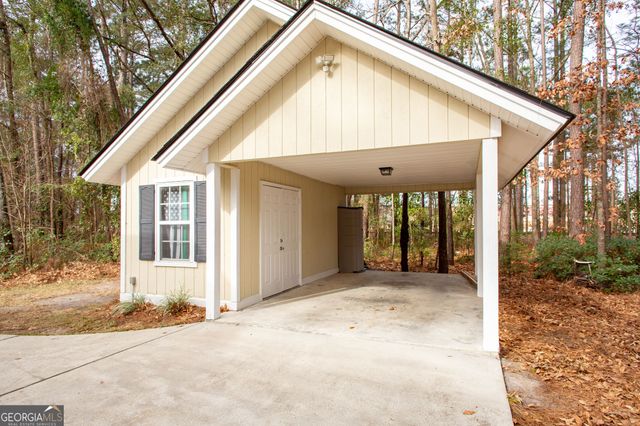 125 Brisbon Hall Drive, Richmond Hill, GA 31324