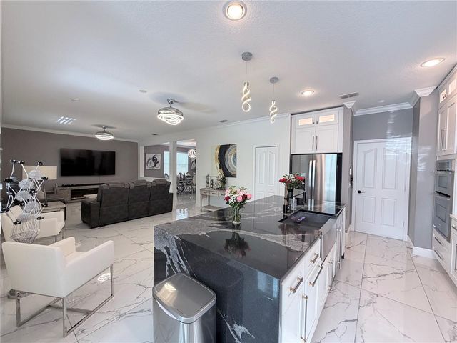 8806 TATARA STREET, Orlando, FL 32836