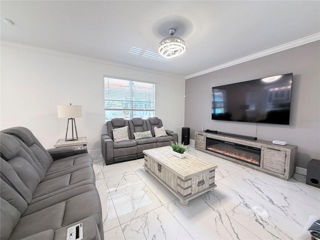 8806 TATARA STREET, Orlando, FL 32836