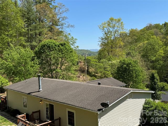 942 Fisher Branch Road, Marshall, NC 28753
