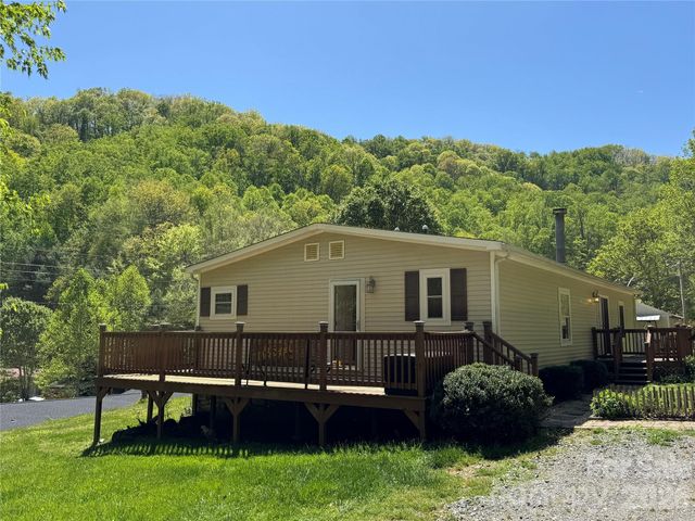 942 Fisher Branch Road, Marshall, NC 28753