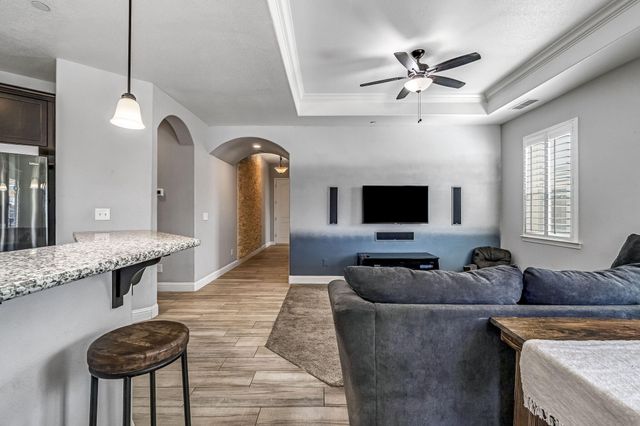 294 Double Tree Court, Madera, CA 93637