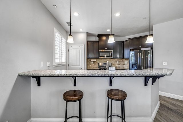 294 Double Tree Court, Madera, CA 93637