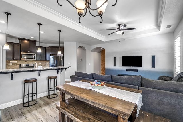 294 Double Tree Court, Madera, CA 93637