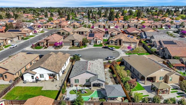 294 Double Tree Court, Madera, CA 93637