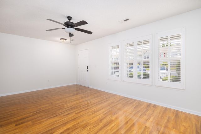 126 Brockman Way, Goose Creek, SC 29445