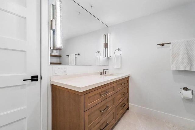 1100 Scotia Drive 105, Hypoluxo, FL 33462