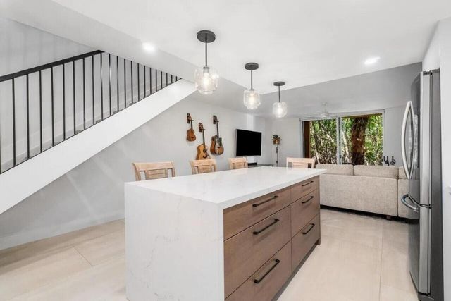 1100 Scotia Drive 105, Hypoluxo, FL 33462