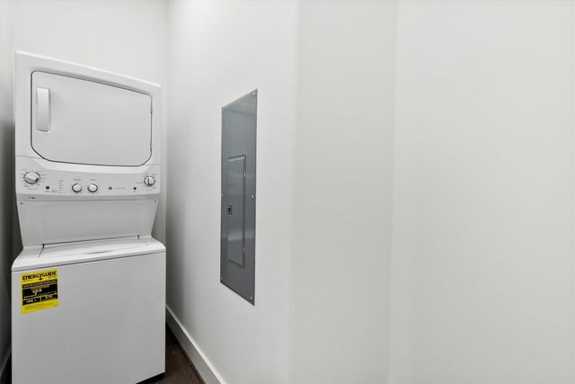 15875 Spectrum Drive 1106, Addison, TX 75001