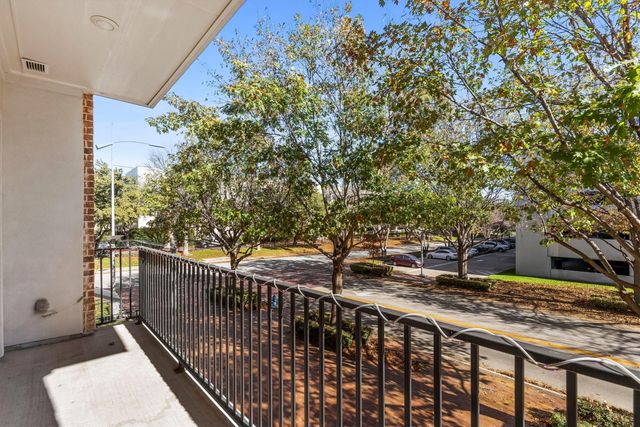 15875 Spectrum Drive 1106, Addison, TX 75001