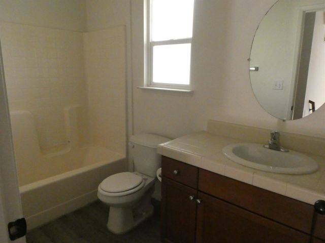 1202 Jefferson Avenue # 103, Clovis, CA 93612