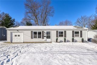 3666 Hiwood Avenue, Stow, OH 44224