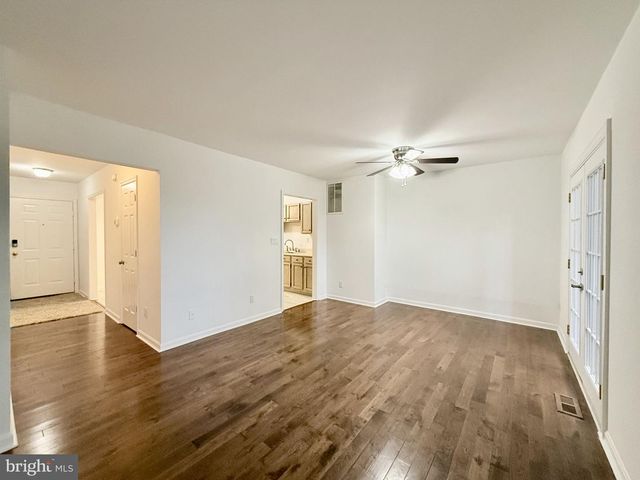 17 TALL OAKS CT, Stafford, VA 22556