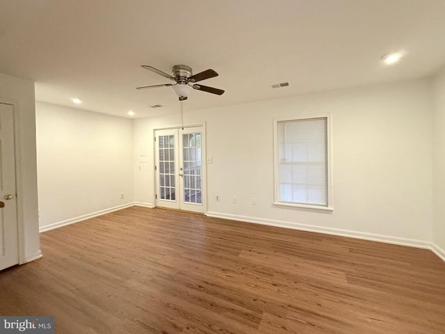 17 TALL OAKS CT, Stafford, VA 22556