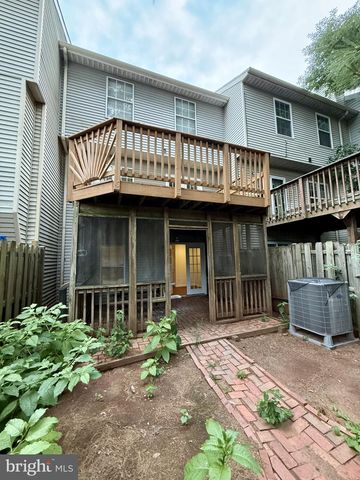17 TALL OAKS CT, Stafford, VA 22556