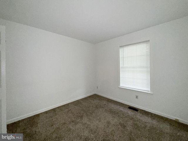17 TALL OAKS CT, Stafford, VA 22556
