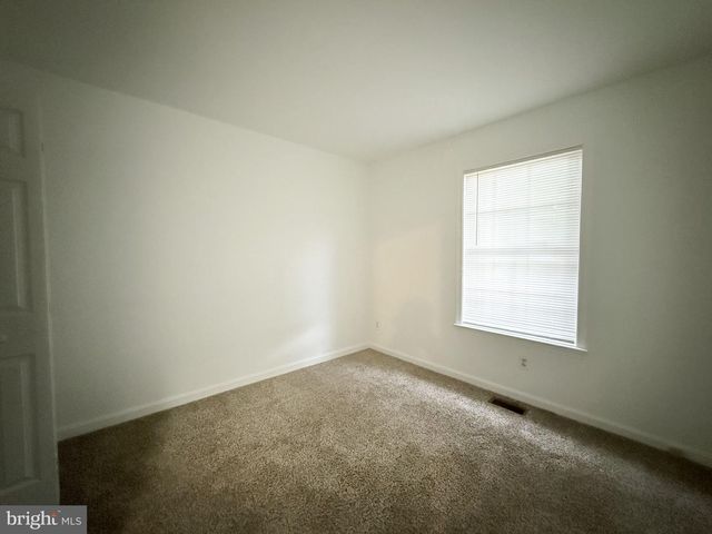 17 TALL OAKS CT, Stafford, VA 22556