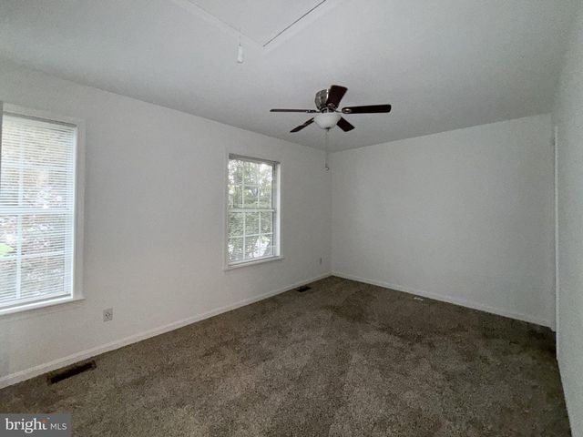 17 TALL OAKS CT, Stafford, VA 22556