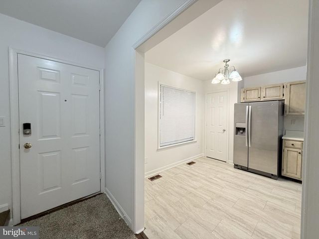 17 TALL OAKS CT, Stafford, VA 22556