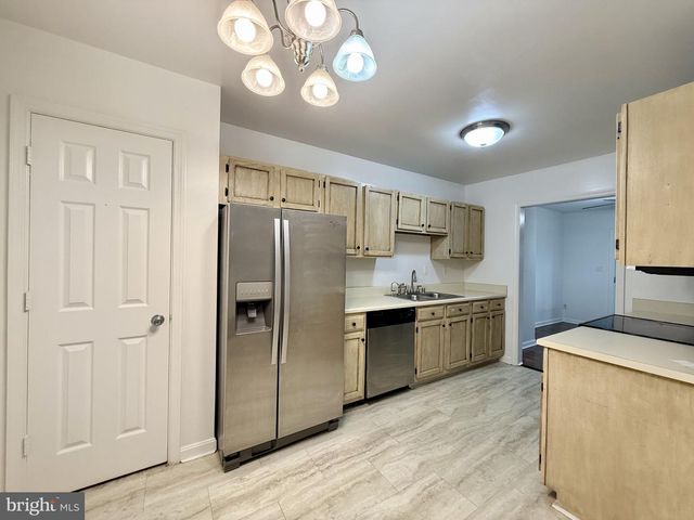 17 TALL OAKS CT, Stafford, VA 22556