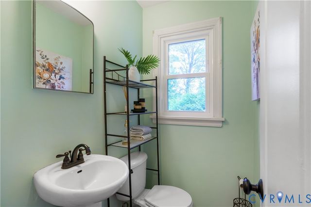 11007 Keithwood Pky, North Chesterfield, VA 23236