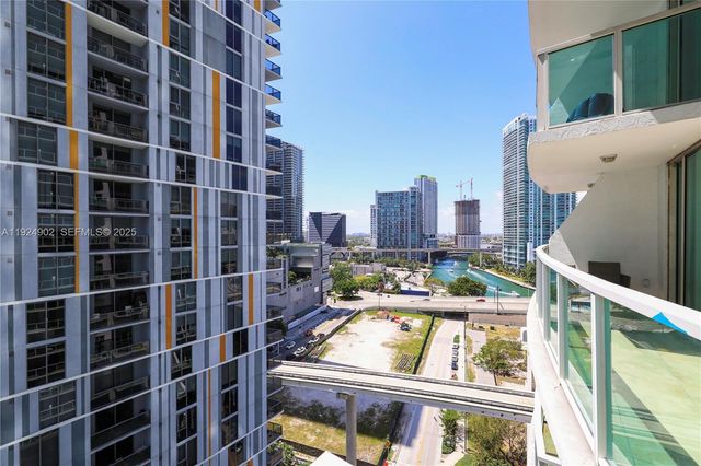 41 SE 5th St 906, Miami, FL 33131