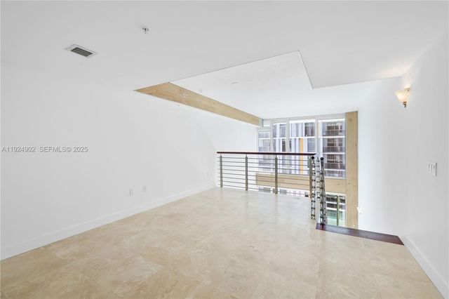 41 SE 5th St 906, Miami, FL 33131