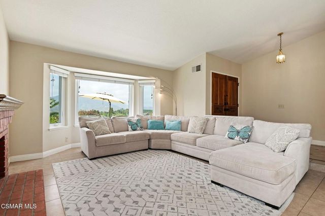 6795 Aviano Drive, Camarillo, CA 93012
