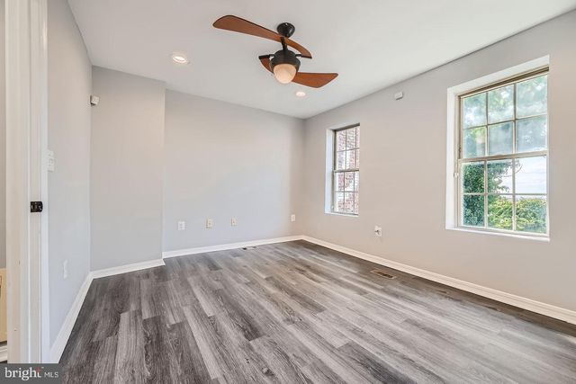 1215 E PRESTON ST, Baltimore, MD 21202